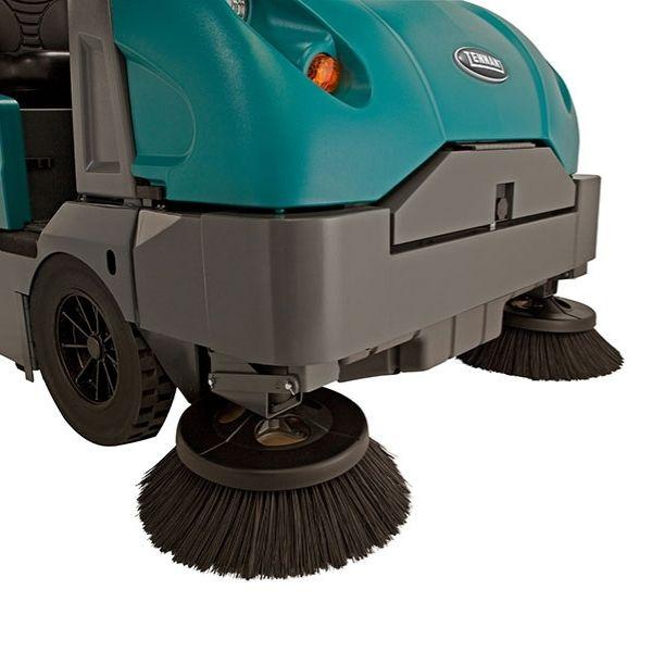 S30 Sweeping Machine Front Dual Brooms S30 Sweeping Machine Front Dual Brooms