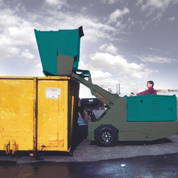 800 Diesel Sweeper High-Dump System 800 Diesel Sweeper High-Dump System