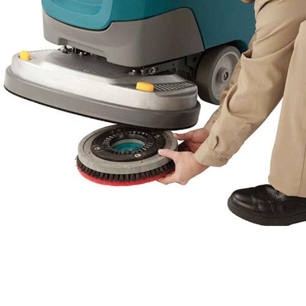 Dual Disc Brushes Change Demonstration Dual Disc Brushes Change Demonstration