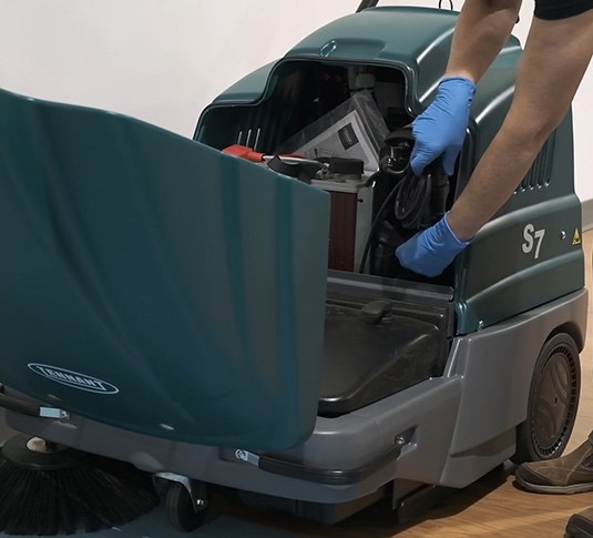 i-mop xl pro floor scrubber front folded