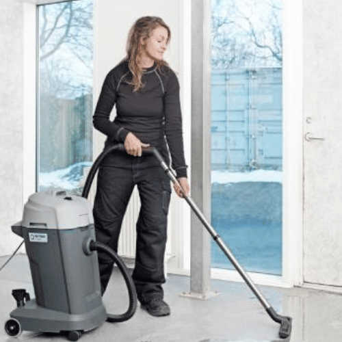 Nilfisk VL500 35L Wet &amp; Dry Commercial Vacuum